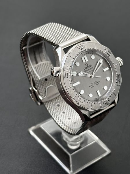 Omega Seamaster Diver 300m 210.30.42.20.06.002